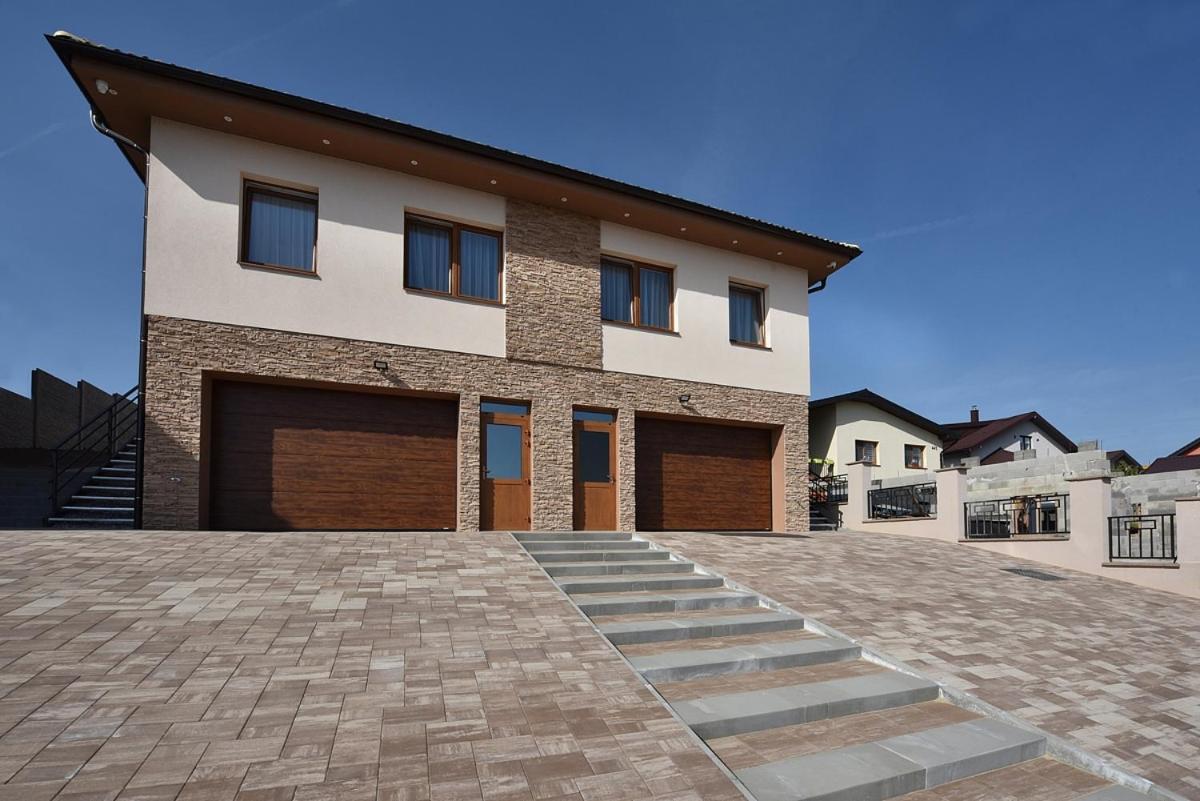Apartmany Virbo 브르보우 외부 사진